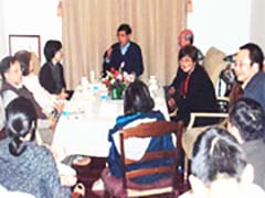 2月7日丁昌盛在华盛顿与华人华侨共进晚餐。.jpg